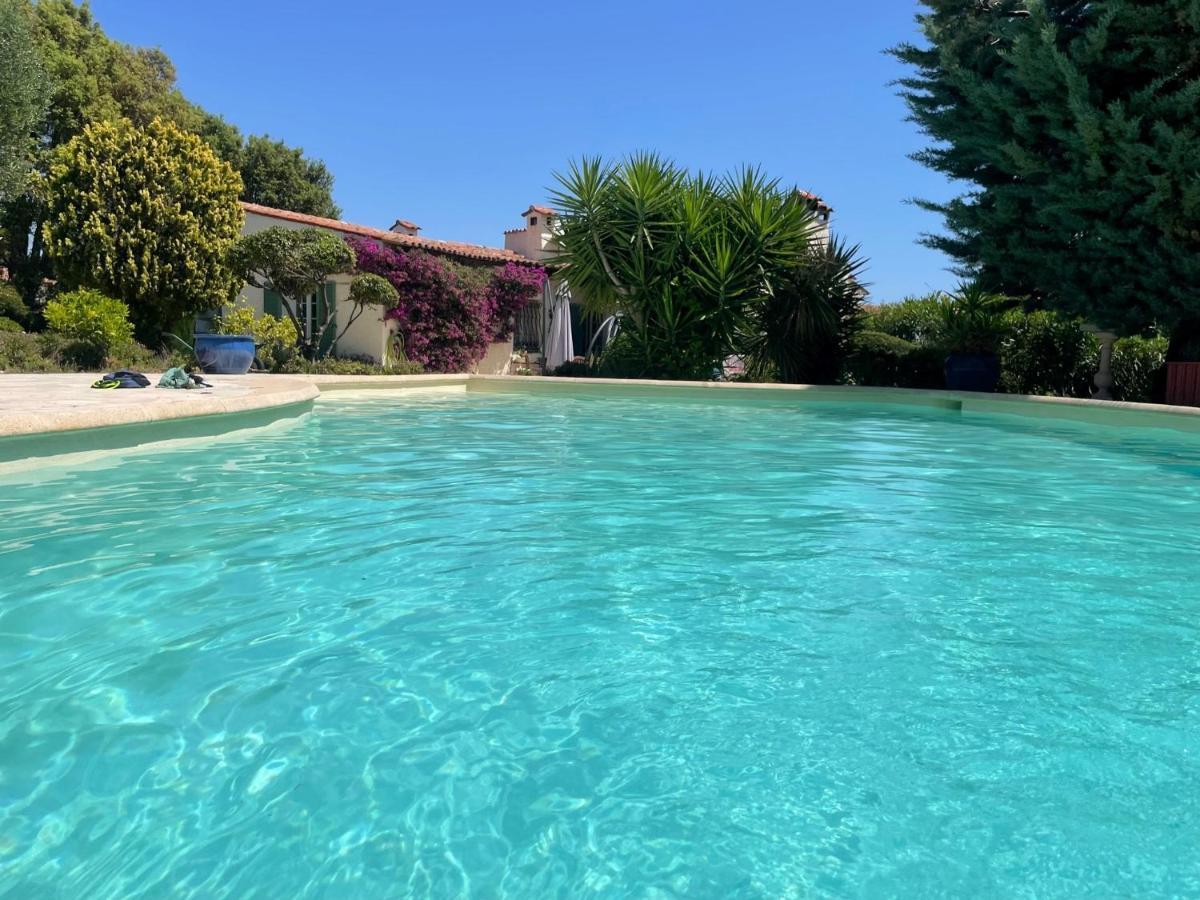 Domaine Des Tuilieres Avec Piscine Villa Vallauris Exterior photo
